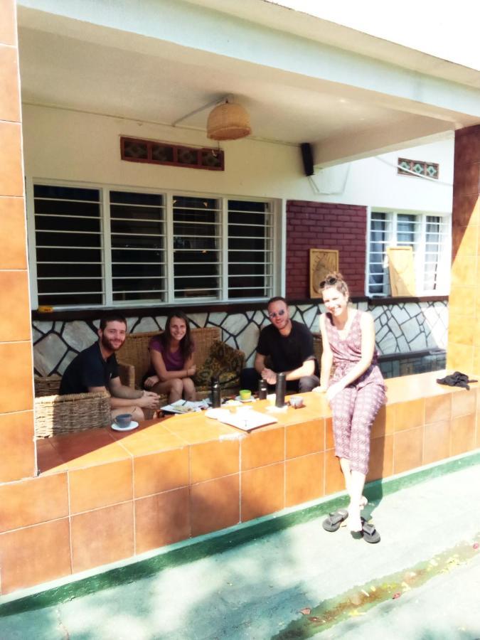Colibri Taverne & Guest House Gisenyi Exterior foto